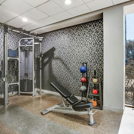 Отель Houston Marriott North Экстерьер фото