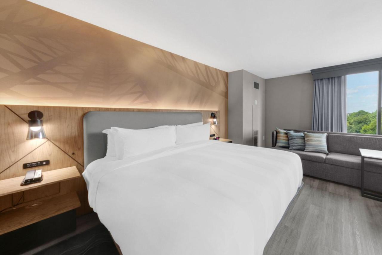 Отель Houston Marriott North Экстерьер фото