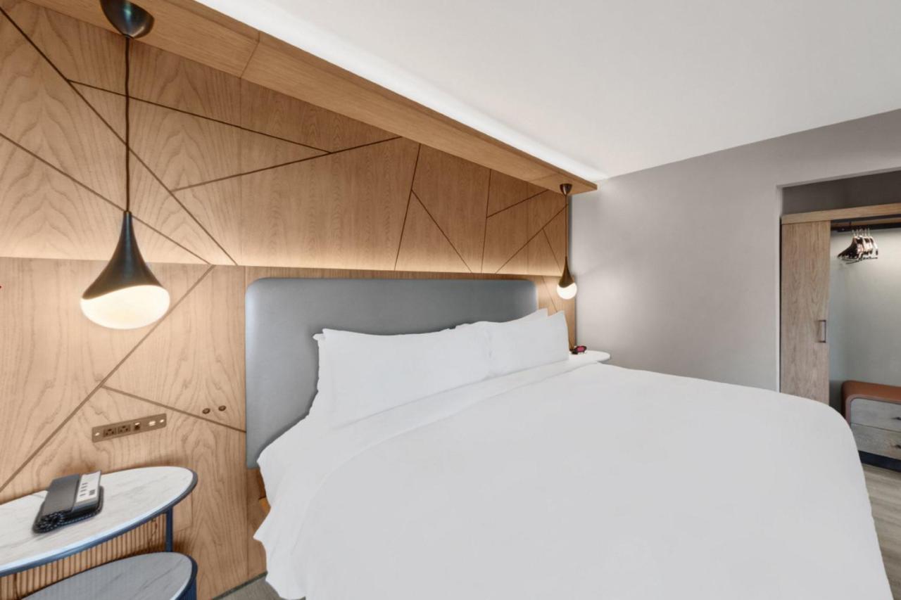Отель Houston Marriott North Экстерьер фото