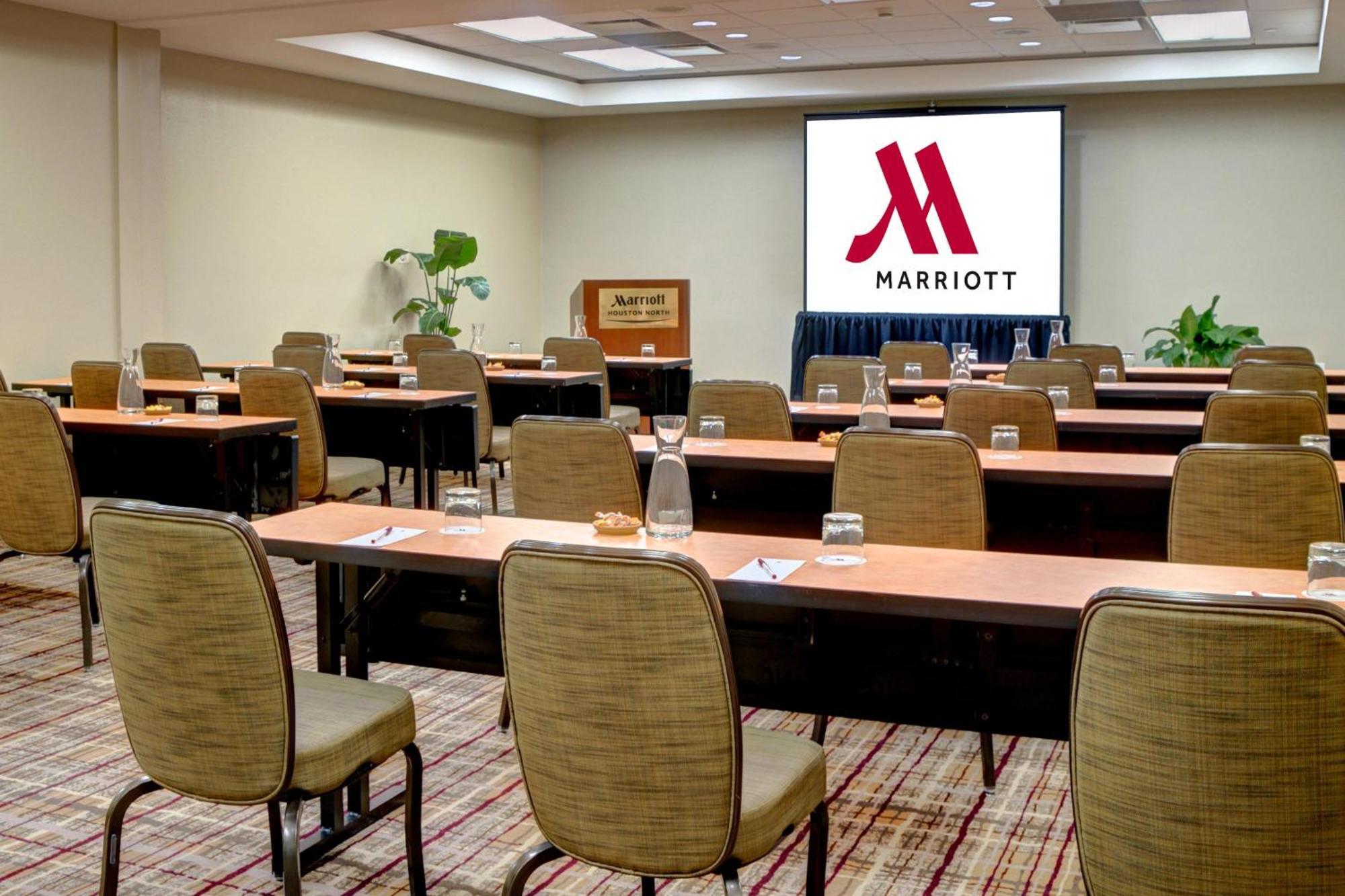 Отель Houston Marriott North Экстерьер фото