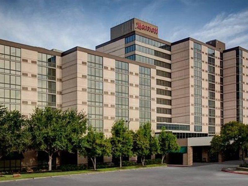Отель Houston Marriott North Экстерьер фото